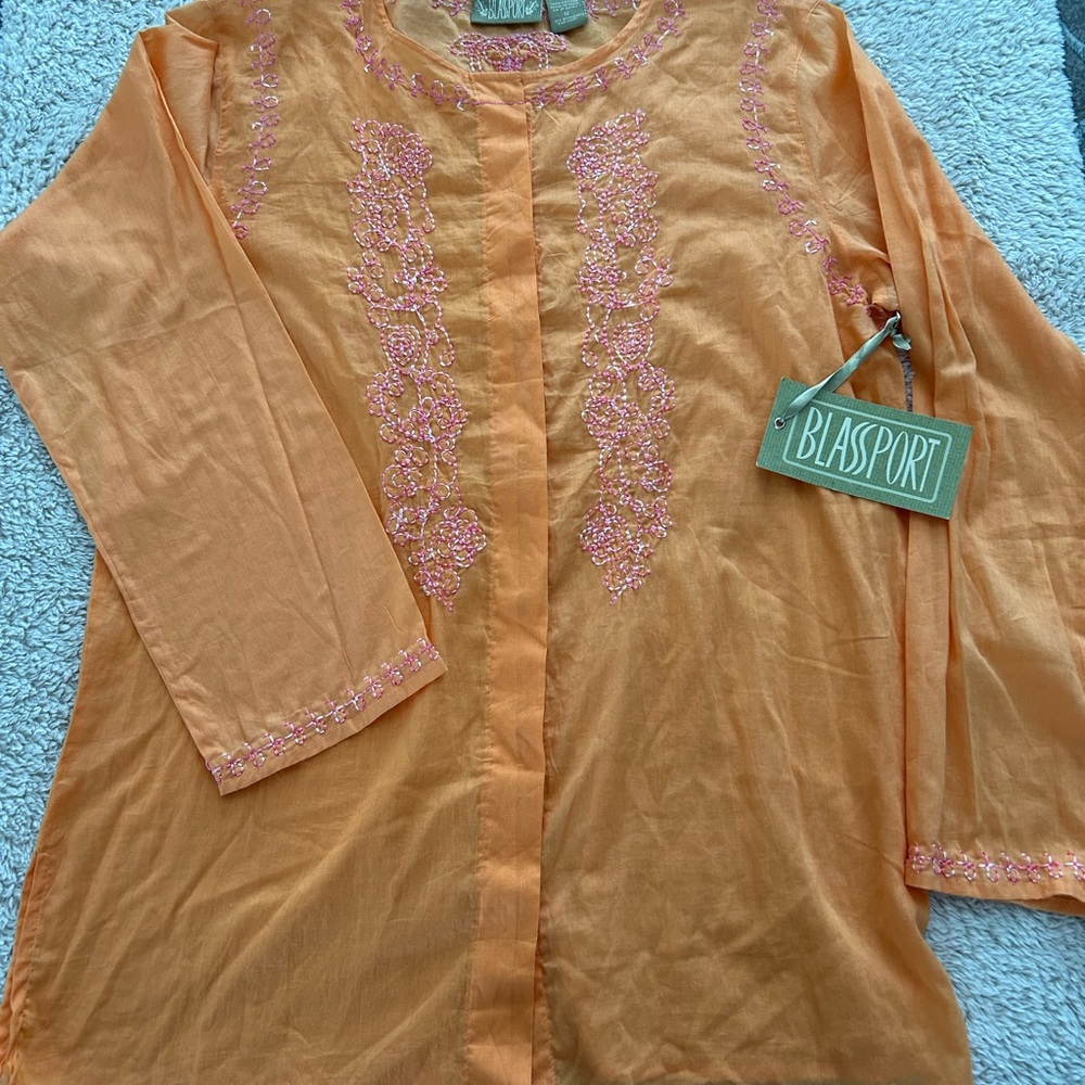 Blassport woman’s size m new 100% cotton